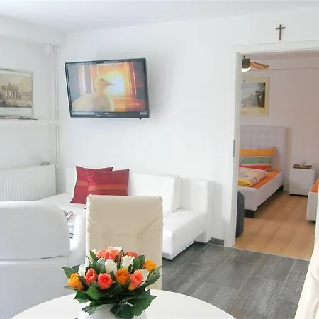 Apartment City Holiday Apartments Berlin *