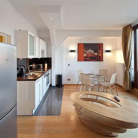 Luxoise Friedrichshain 베를린