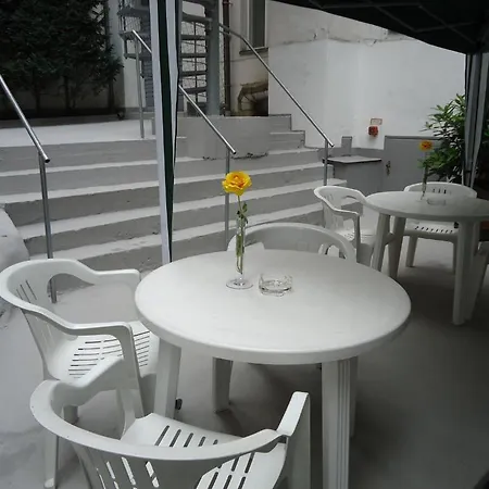 Hotel Adam 2*