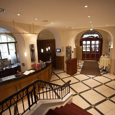 Martas Albrechtshof Hotel 3*