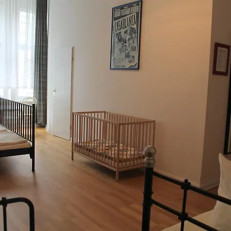 Pensjonat Waizenegger Am Kurfuerstendamm 2*