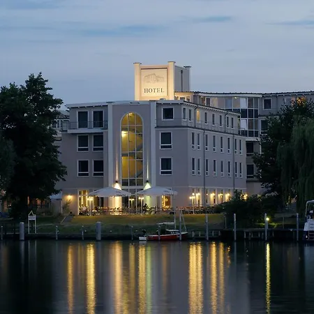 Am Schloss Koepenick By Golden Tulip Berlin