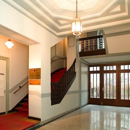 Kurfuerst Am Kurfuerstendamm Hotel 3*