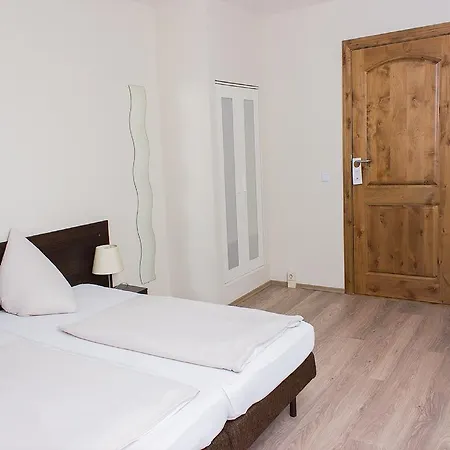 Отель Hotel-pension Victoria Берлин