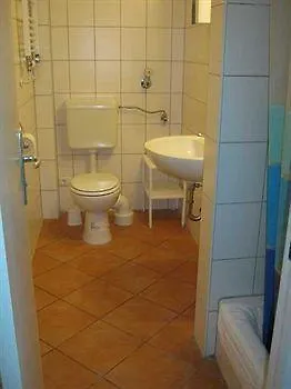 City Inn Konukevi 2*