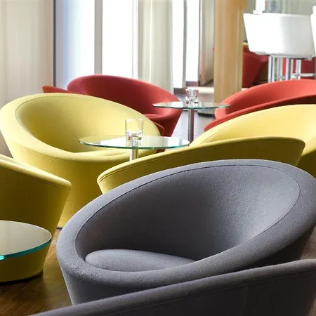 Radisson Red Kudamm