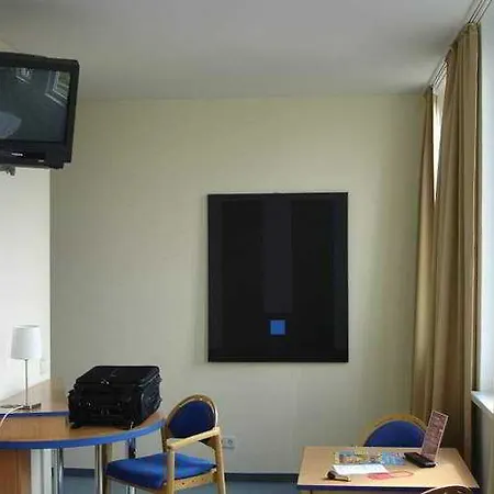 Sedes Hotel 3*