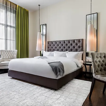 Hotel Zoo