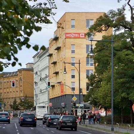 Meininger Alexanderplatz Hotel