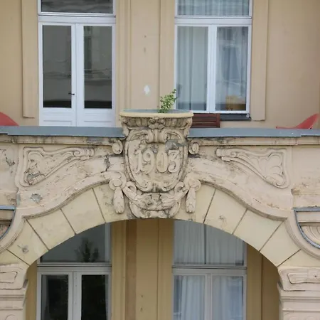 Hotel Kurfuerst Am Kurfuerstendamm Berlin