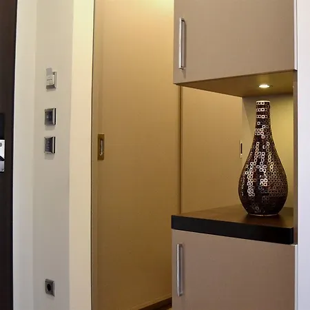 Vier Jahreszeiten Hotell 4*