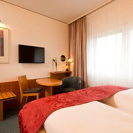 Am Borsigturm Ξενοδοχείο 4*