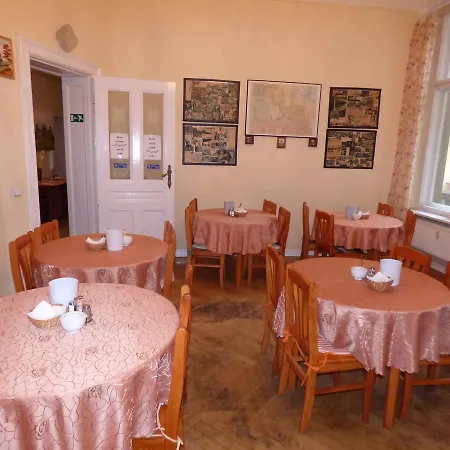 Bernstein Am Kurfuerstendamm 3* Berlim