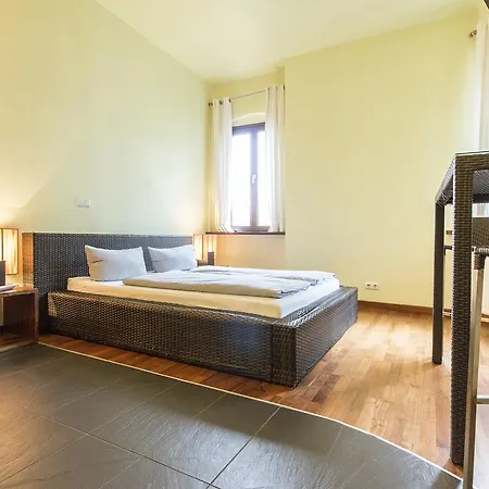 Apartment Visage *