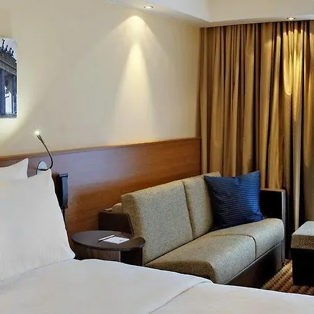 Hampton By Hilton West Berlin