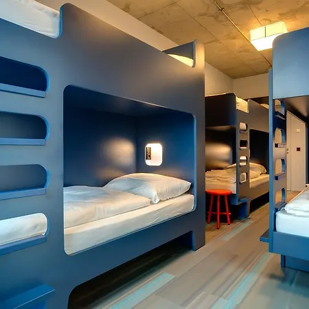 Meininger East Side Gallery Hotel Berlin