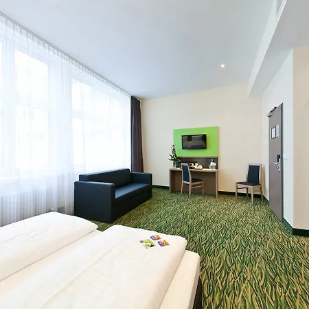Garner - Charlottenburg, An Ihg 3* Berlin