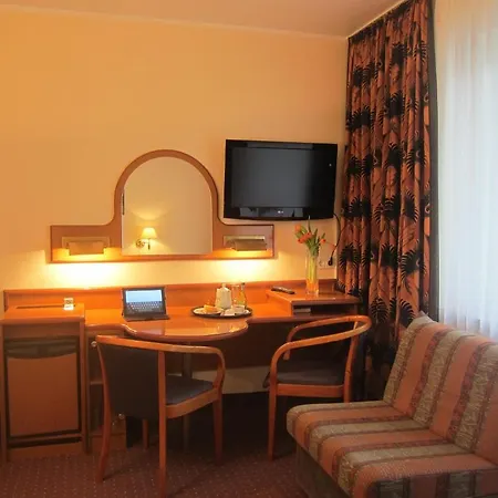 Hotel Atrium 2*
