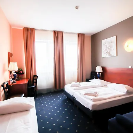 Hotel Atrium Charlottenburg 3*
