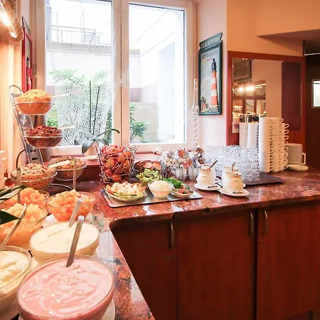 Atrium Charlottenburg Hotel 3*