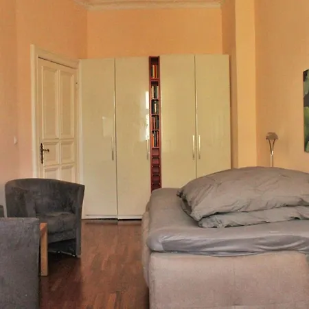 Apartment Wohnen Im Schonen Charlottenburg - #77154 Berlin