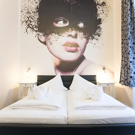 Marie Prenzlauer Berg Guest house 2*