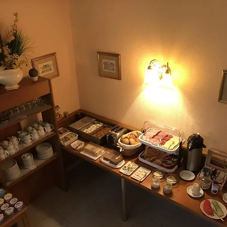 Miles Hotel 3*