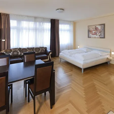 Youth Apartments - Ku'Damm