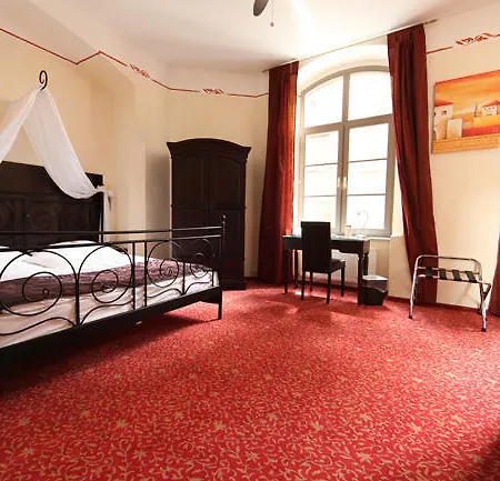Sarotti-höfe Hotell 3*