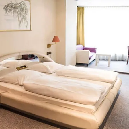Panorama Am Kurfuerstendamm מלון 3*