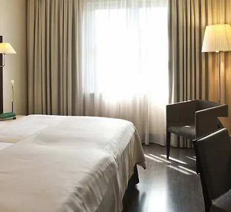 Nh Kurfuerstendamm Otel Berlin