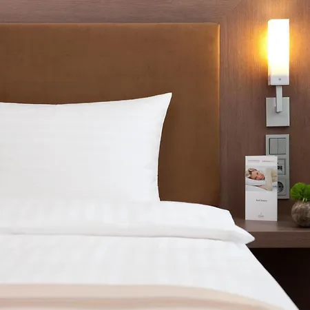 Intercityhotel Hauptbahnhof 4* Berlin