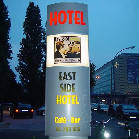 ホテル East Side