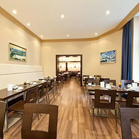 Novum Gates Charlottenburg 3* ברלין
