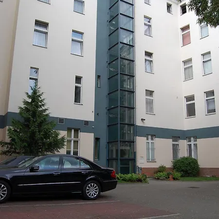 Nova Hotel 2*