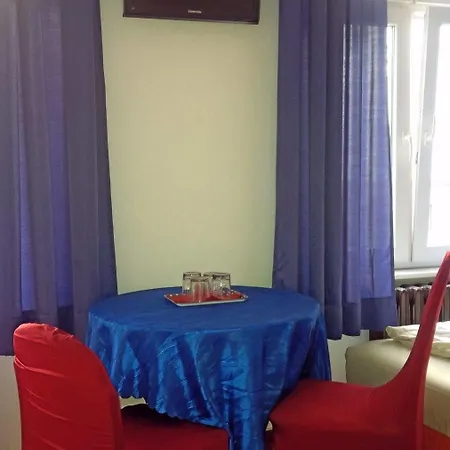 Maerkischer Hof 3*
