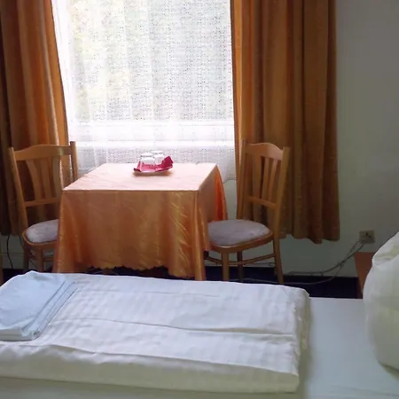 Maerkischer Hof 3* Berlin