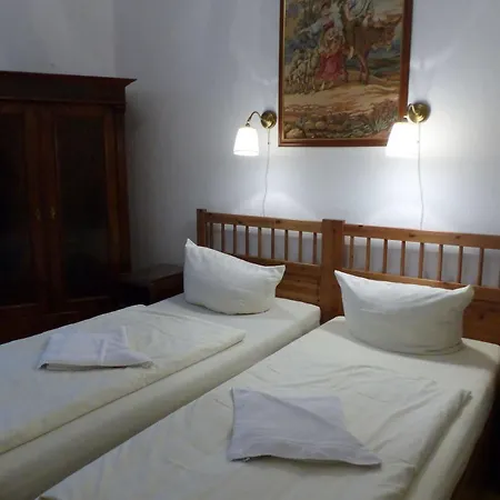 Guest house Waizenegger Am Kurfuerstendamm 2*