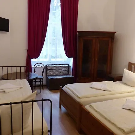 Waizenegger Am Kurfuerstendamm Guest house