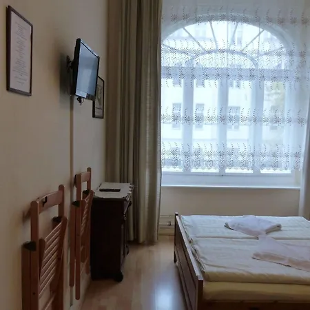 Guest house Waizenegger Am Kurfuerstendamm 2*