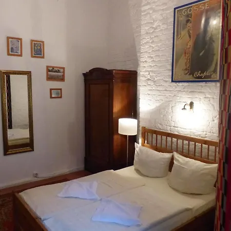 Guest house Waizenegger Am Kurfuerstendamm 2*