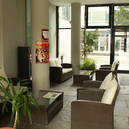 Hotell De France - Centre Francais De