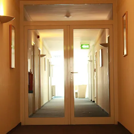 Hotell De France - Centre Francais De