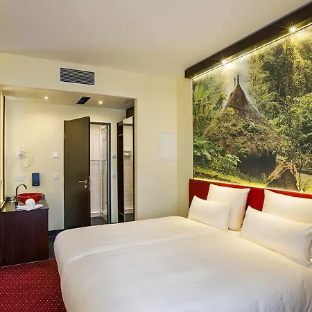 Western Plaza Kurfuerstendamm 4*