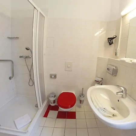 Отель Hotel-pension Victoria Берлин