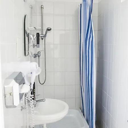 Hotel-pension Victoria 2* Берлин