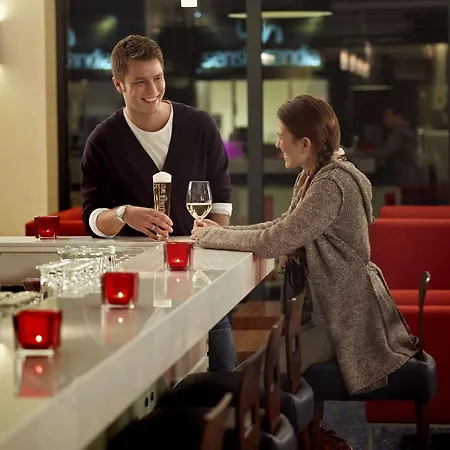 Hampton By Hilton West Berlin