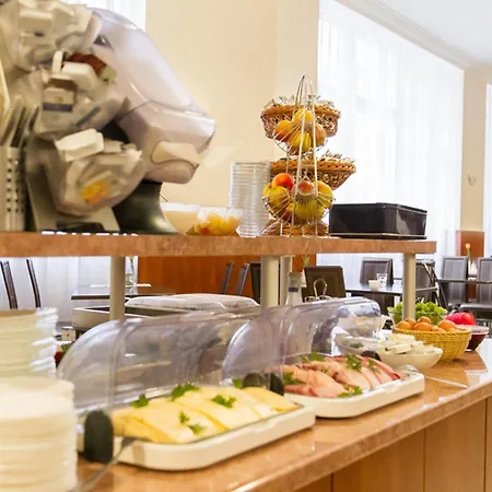 Lebensquelle Am Checkpoint Charlie Hotel 3*