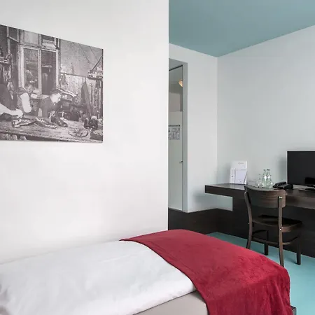 Grenzfall Hotel