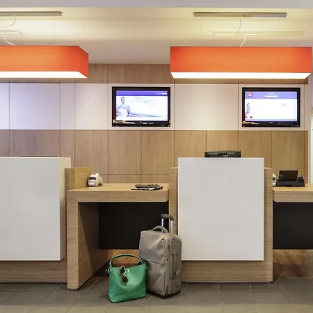 Ibis Hauptbahnhof 3*
